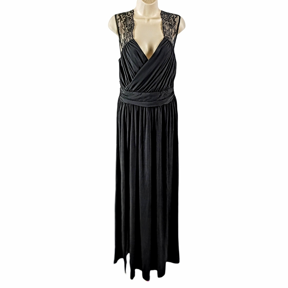 Elegant Black Lace Accent  Evening Gown